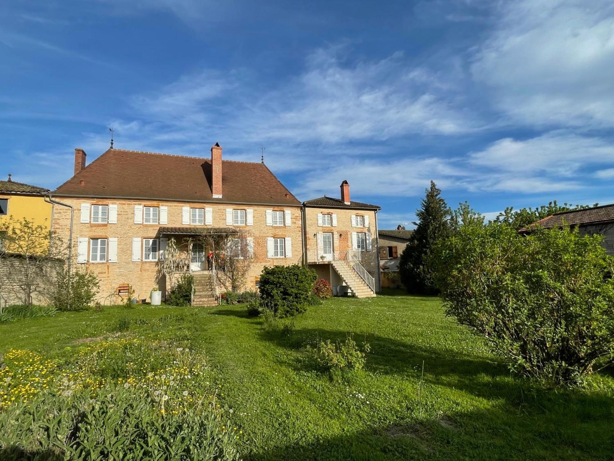 Le Logis D'Aze Bed & Breakfast Bagian luar foto